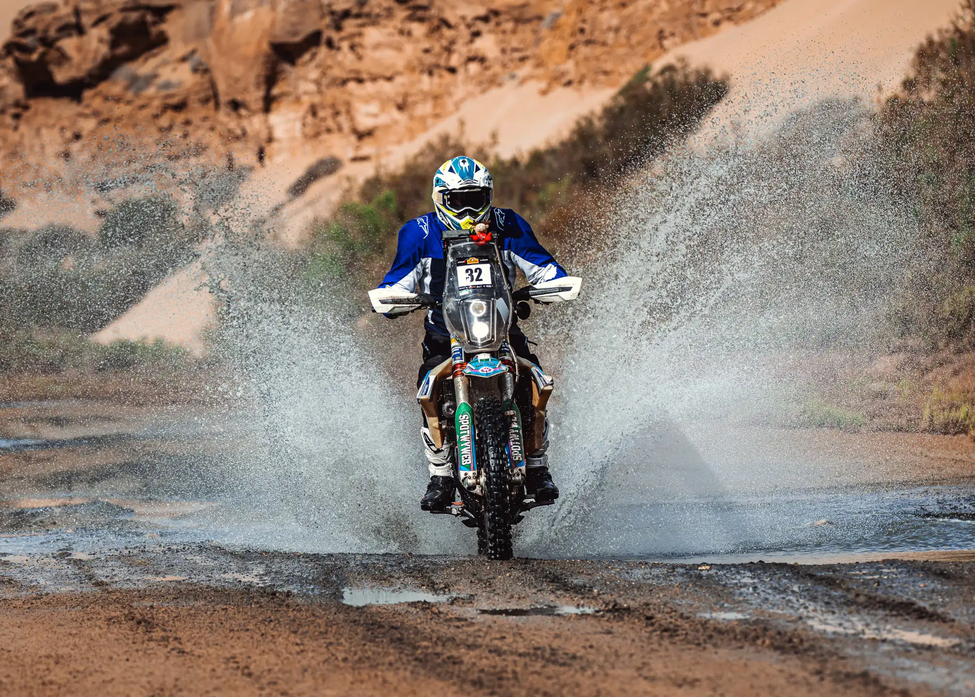 Lundi 14 : remontée de l'oued 8 Lundi 14 : remontée de l’oued